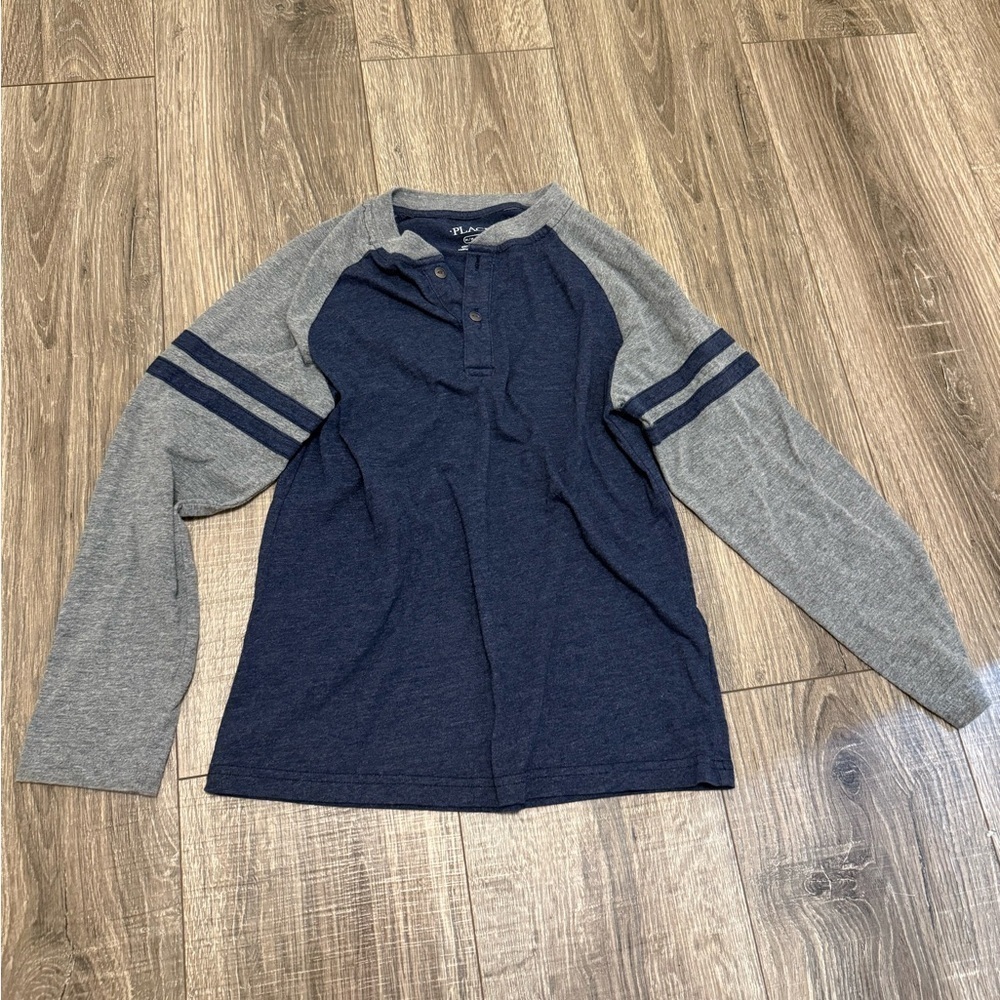 The Children's Place Boys Navy Blue Striped Arm Long Sleeve Henley T Shirt Sz M